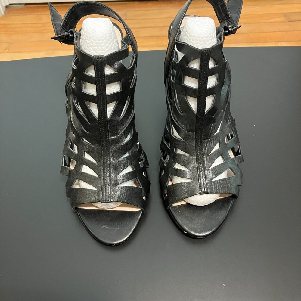 Vince Camuto Black Leather Sandals 10M NWOT/NWOB - Picture 5 of 10